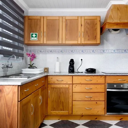 Semesterbostad Casa Xadrez Povoacao (Sao Miguel)