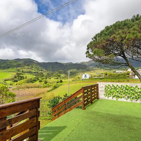 Casa Xadrez Povoacao (Sao Miguel)